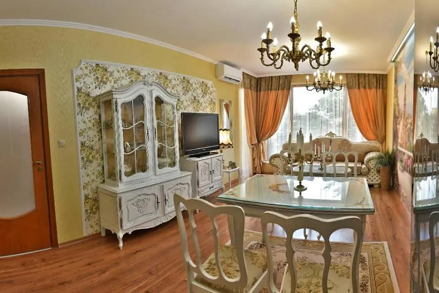 Luxury Apartment Amalfi 300 M From The Beach Варна