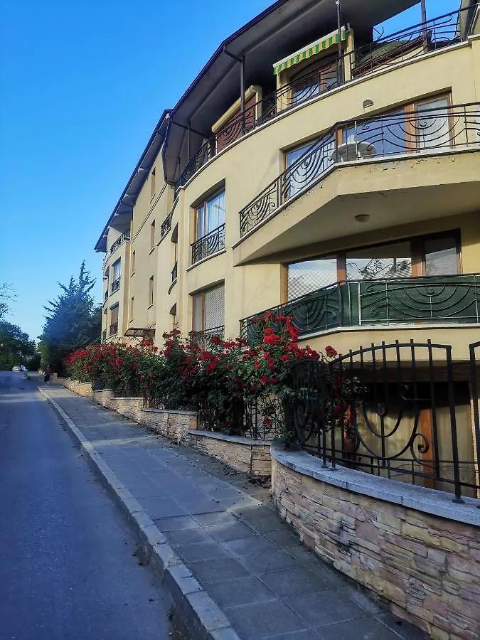 Luxury Apartment Amalfi 300 M From The Beach Varna 0*,